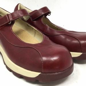 LEI Women's Mary Jane Shoes  Size 10 Maroon